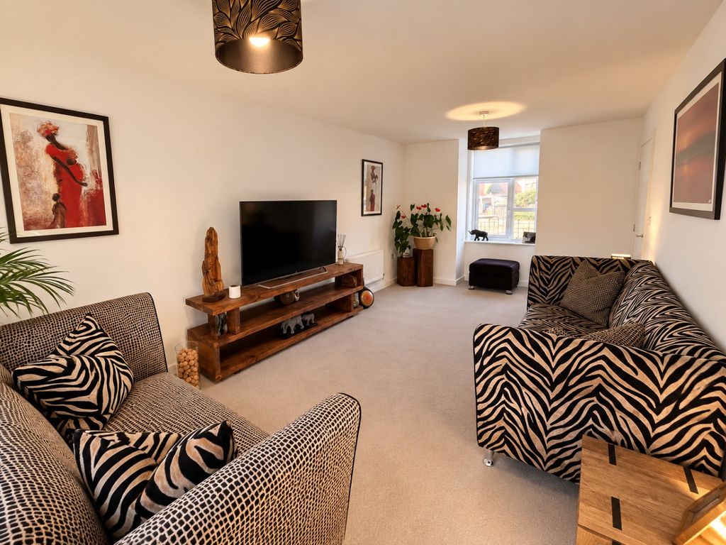 Property photo 1 of 17 5562470
