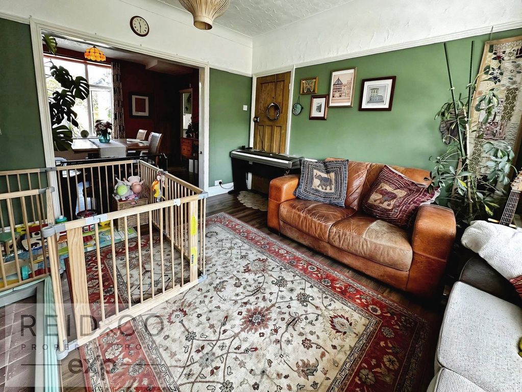 Property photo 3 of 13