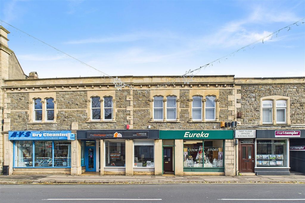 Property photo 2 of 7