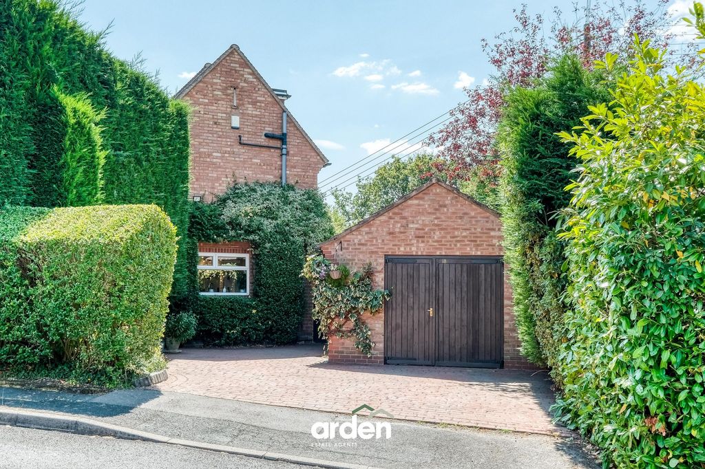 Property photo 3 of 31