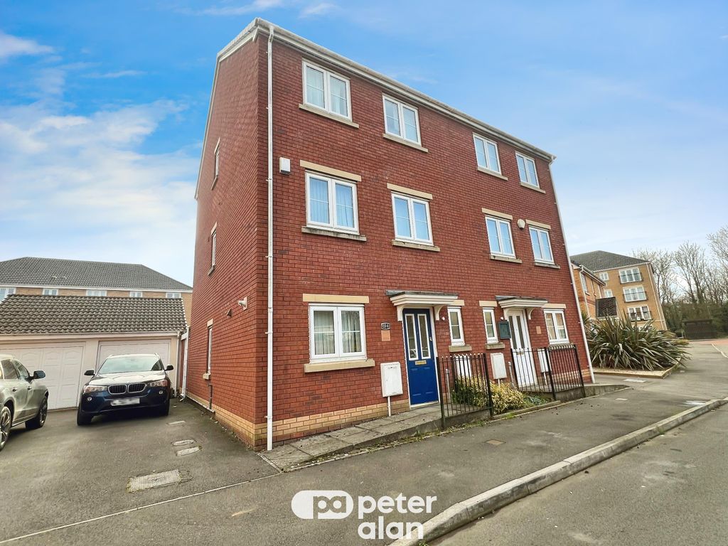 Property photo 1 of 3 Front