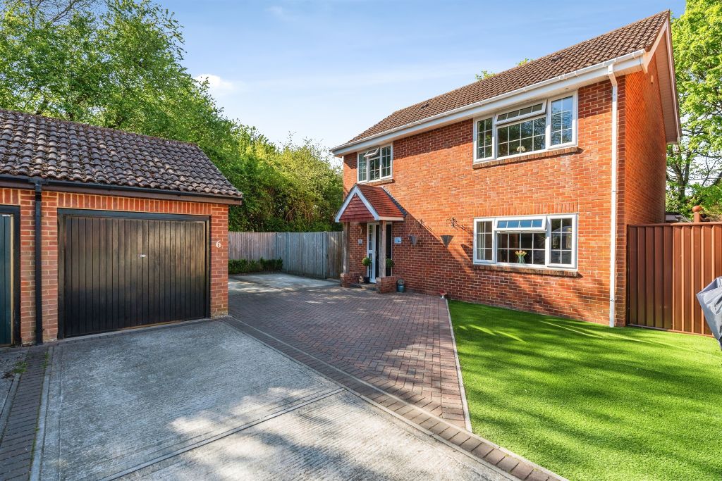 Property photo 1 of 18