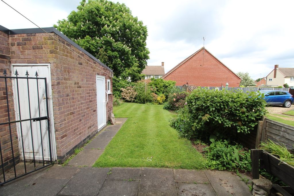 Property photo 2 of 14