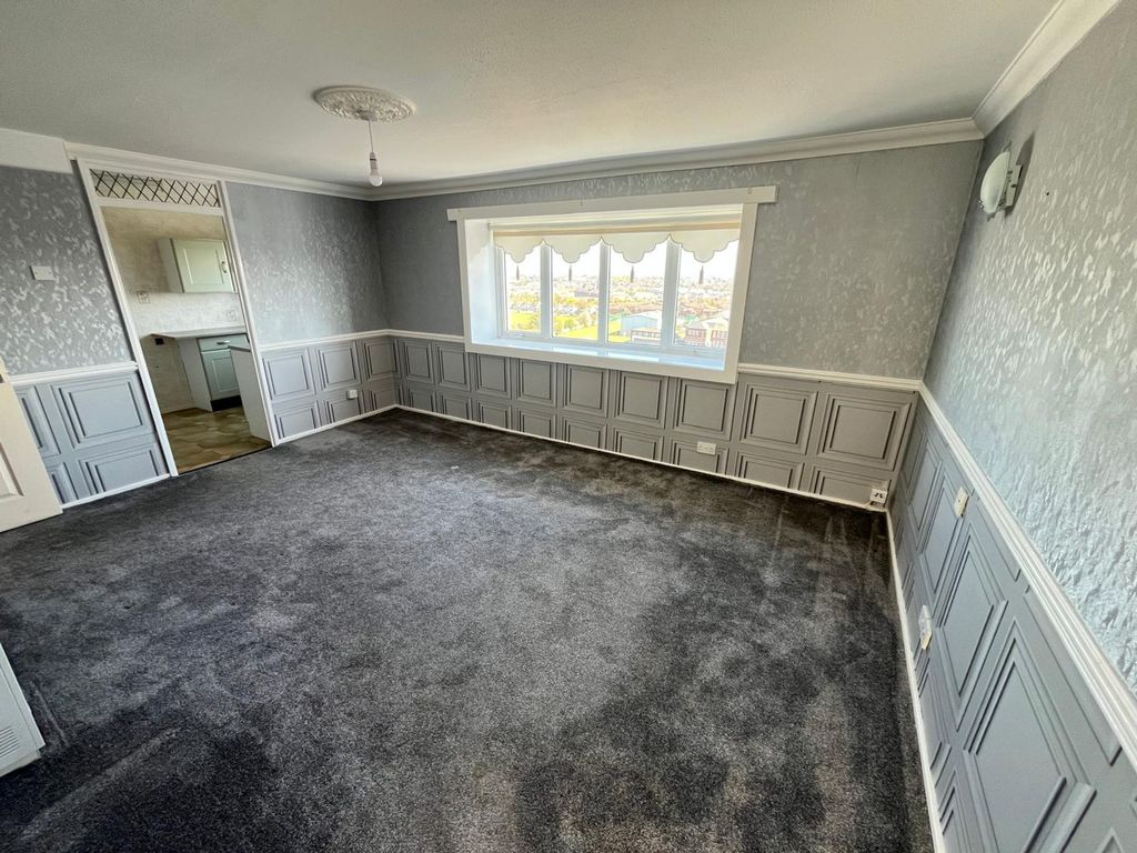 Property photo 2 of 9 Photo 6