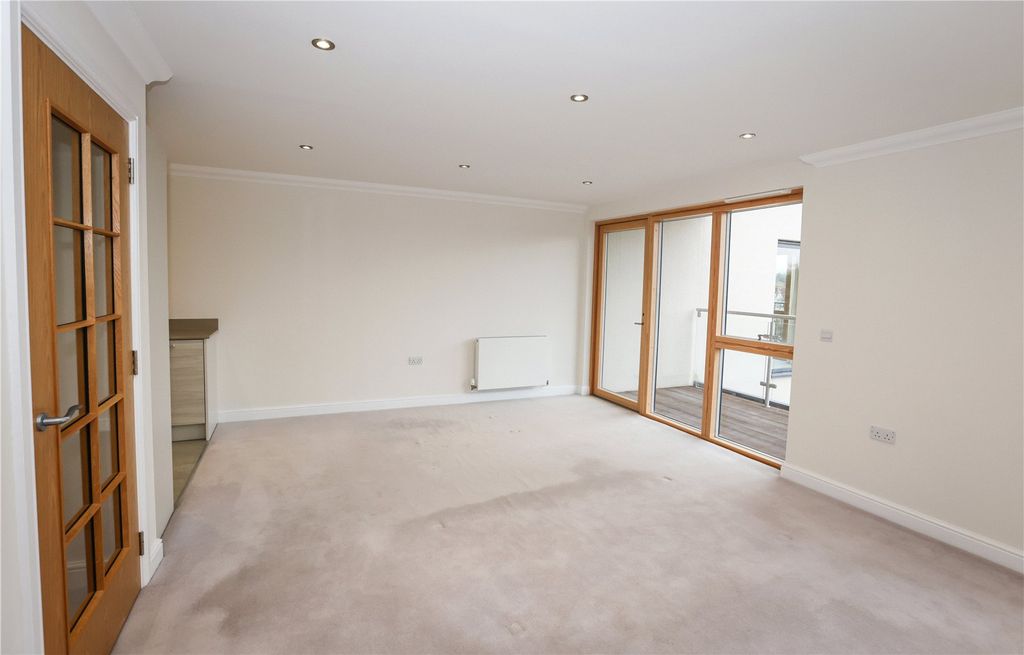 Property photo 3 of 18 Picture No. 42