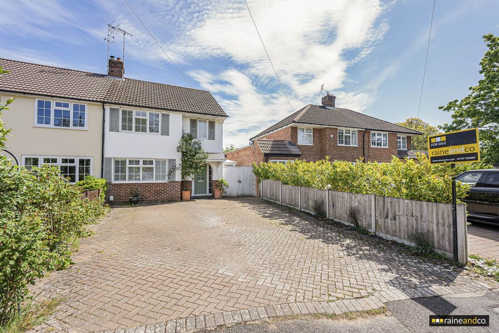 Property photo 1 of 33