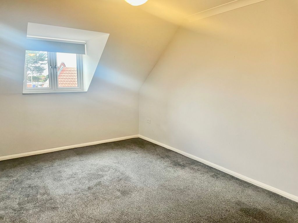Property photo 2 of 5 Lounge