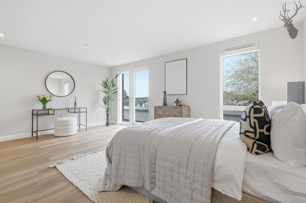 Additional image 17 of 2 bed flat for saleNovella, Chigwell IG7