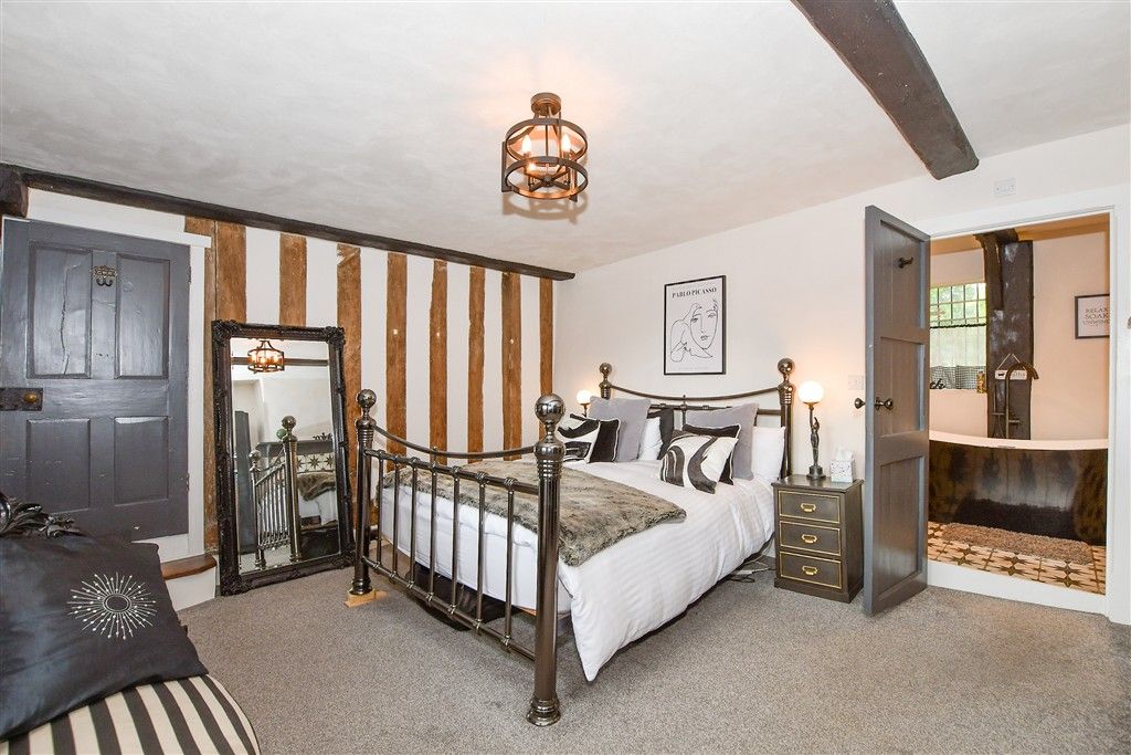 Property photo 3 of 21 Principal Bedroom