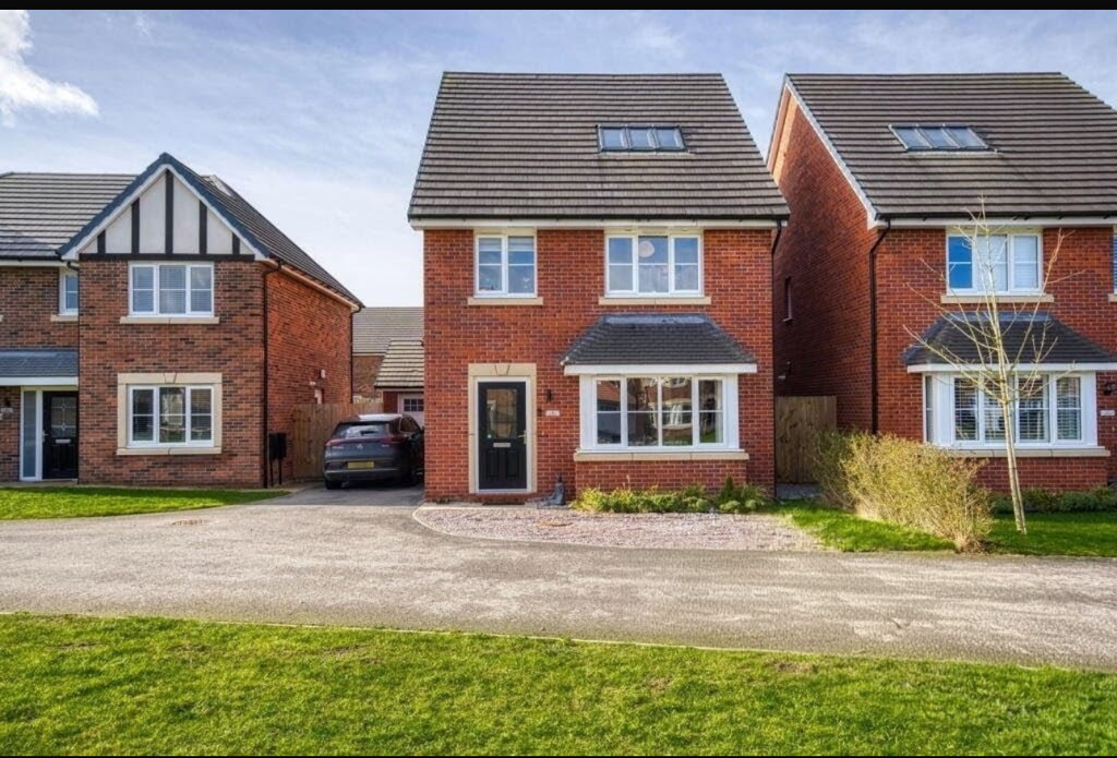 Property photo 1 of 33