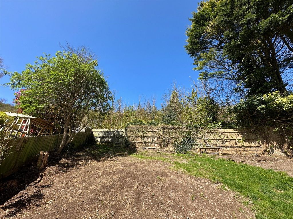 Property photo 3 of 15 Picture No. 18
