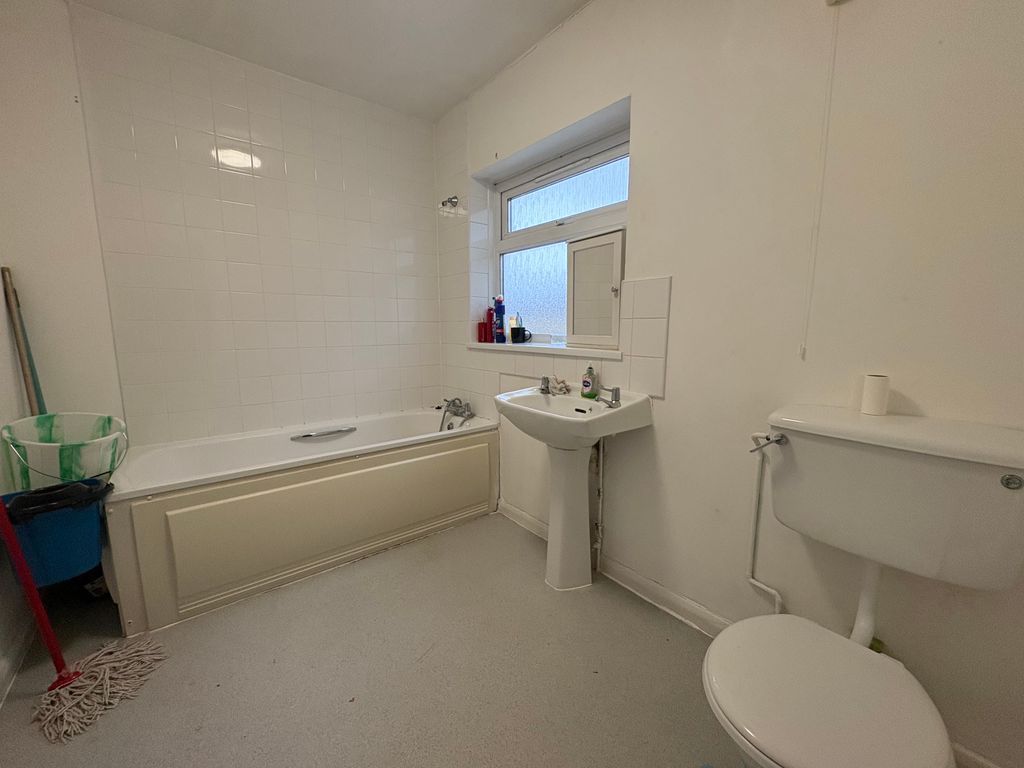 Property photo 2 of 6 Img_9150