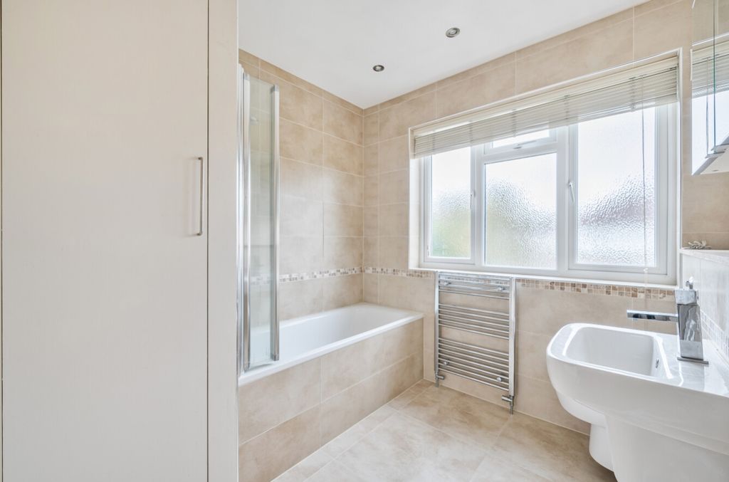 Property photo 3 of 9 1343078-14-68A6Dbfed27c0