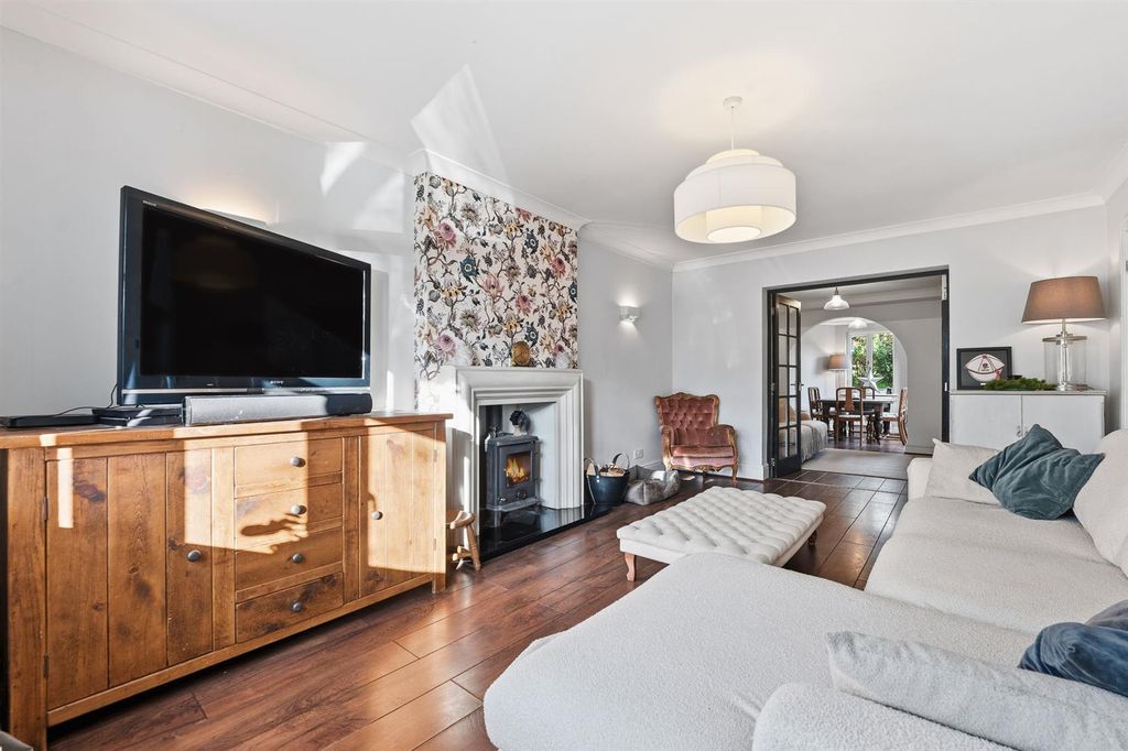 Property photo 3 of 47 P1676781_With_Fire.Jpg