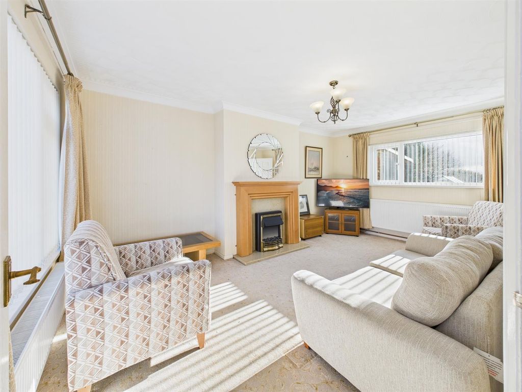 Property photo 2 of 18 Cam04045G0-Pr0044-Still009.Jpg