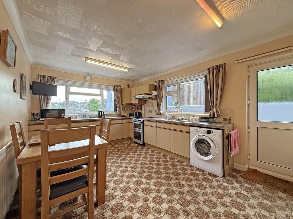 Property photo 3 of 19 Oak Tree Park 25 - Kitchen Front.Jpg