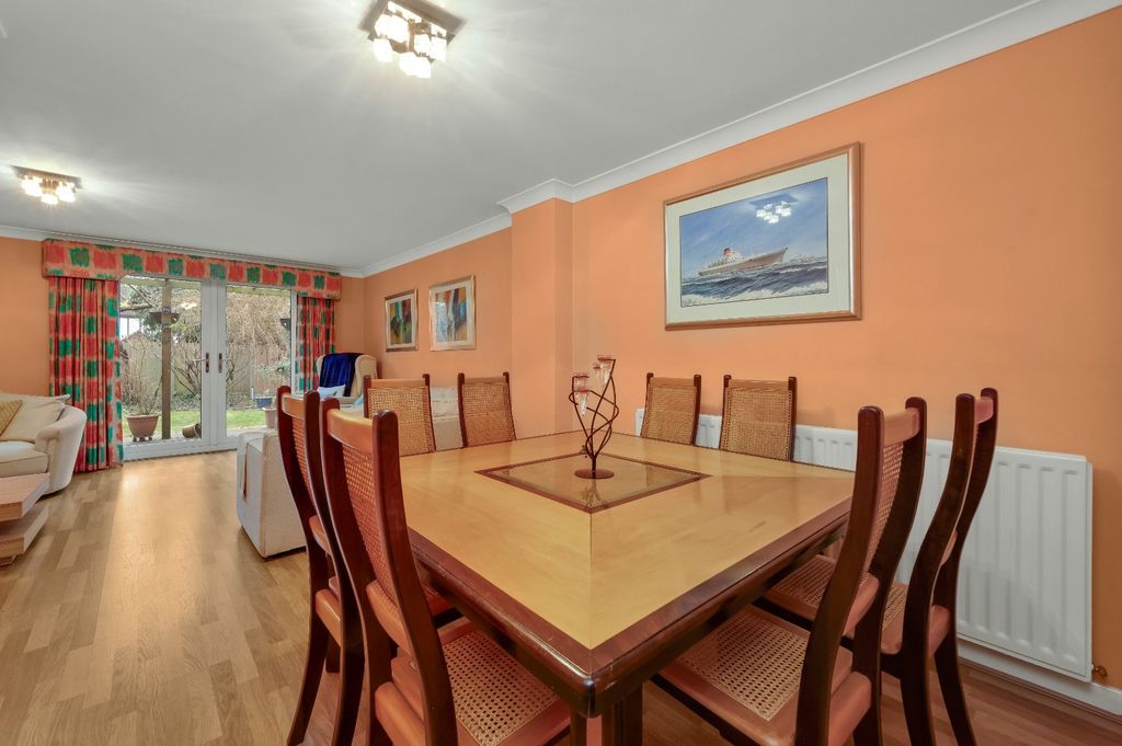Property photo 3 of 12 Reception/Dining
