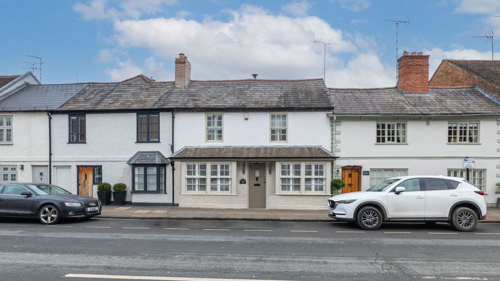 Property photo 1 of 51