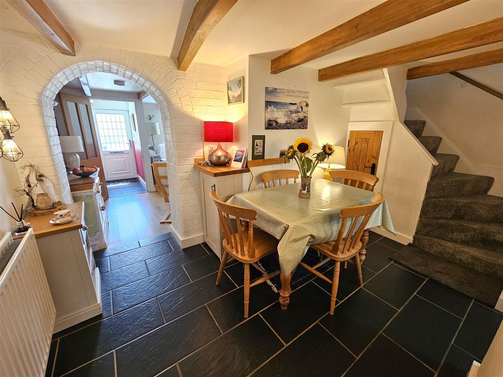 Property photo 3 of 24 Dining Room.Jpg