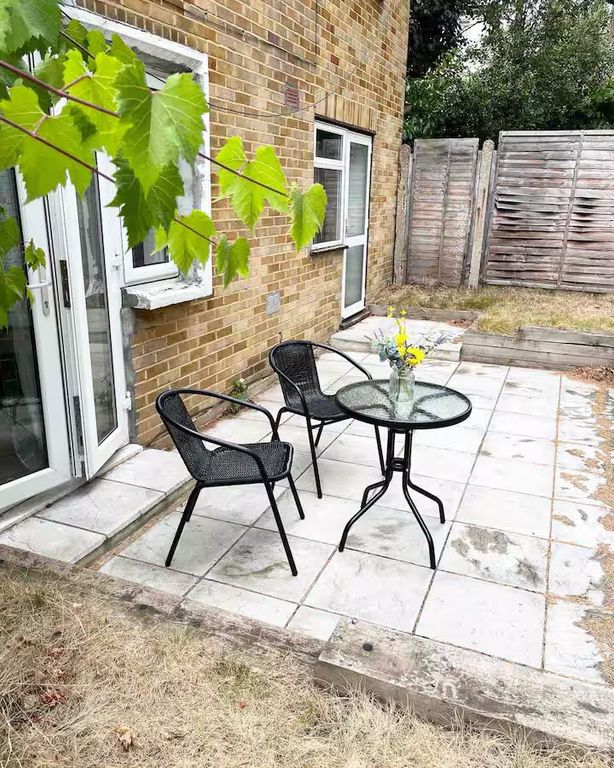 Property photo 3 of 7