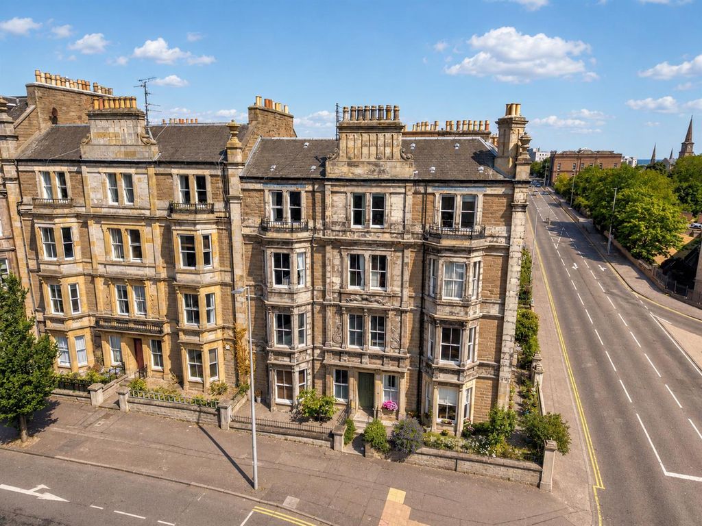 Property photo 2 of 21 2-2 1 Blackness Avenue Dundee-2.Jpg