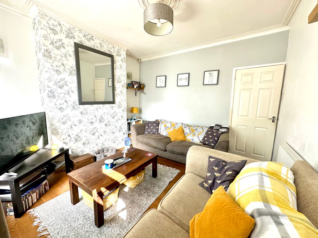 Property photo 2 of 17 Img_5767