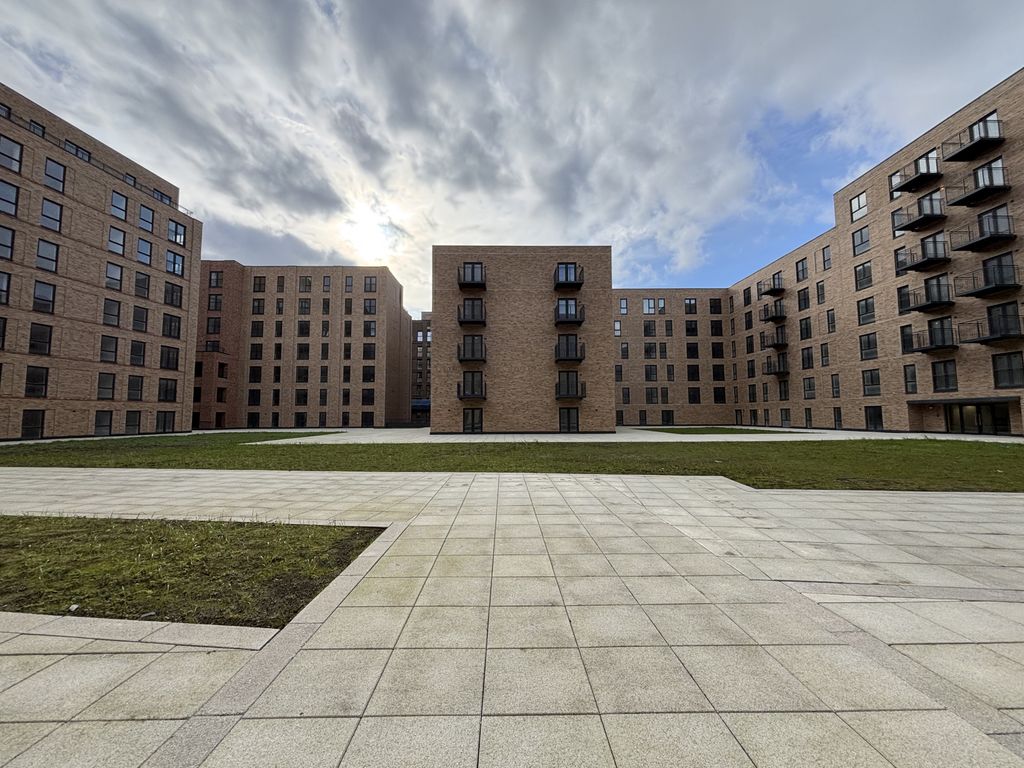 Property photo 3 of 19