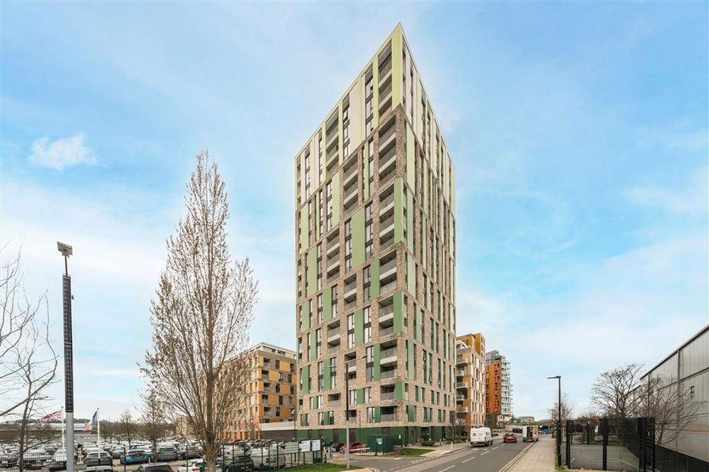 Property photo 2 of 8