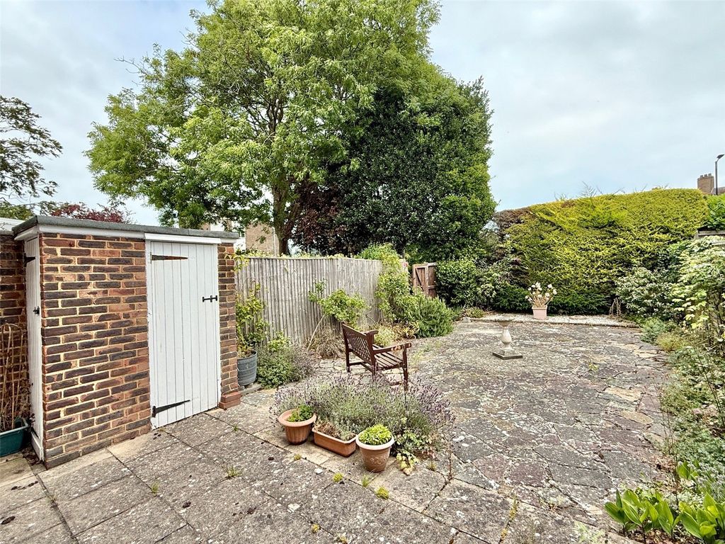 Property photo 3 of 11 Picture No. 10