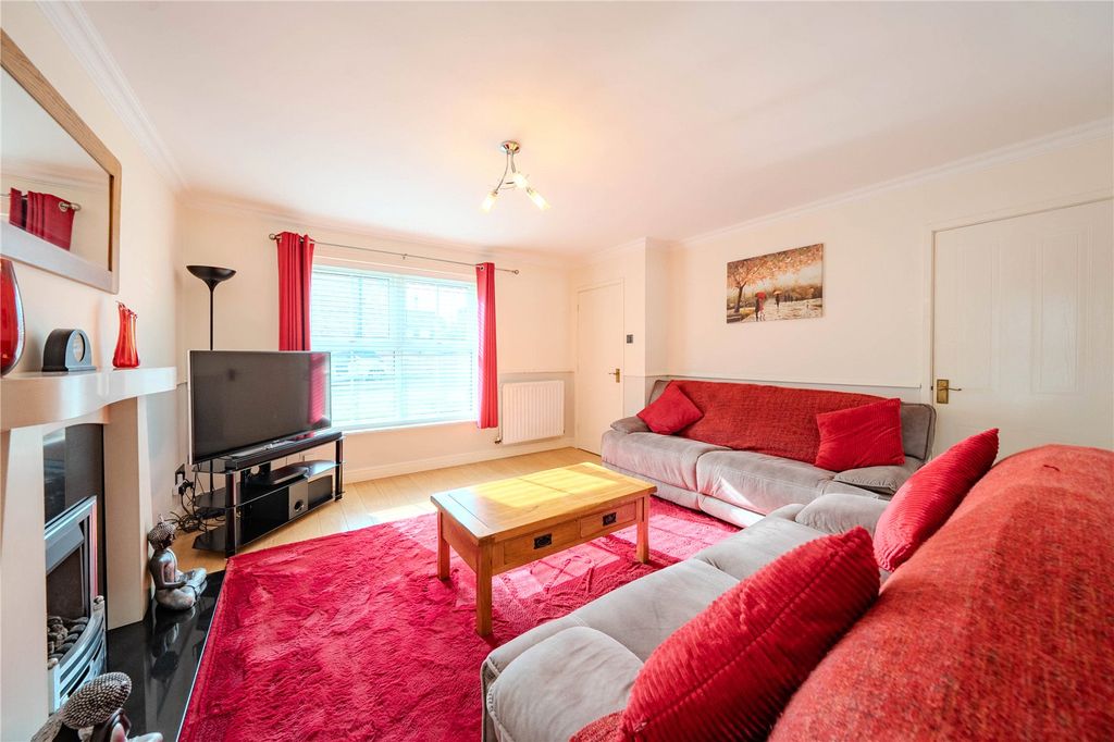 Property photo 2 of 18 Picture No. 04