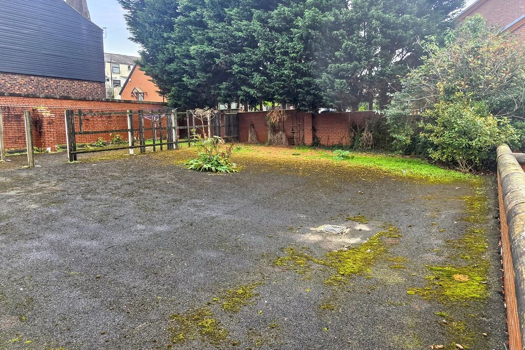 Property photo 3 of 3 Flat 1, The Old School House, Brook Street, Higher Walton, Preston, Lancashire, Pr5 4Dw