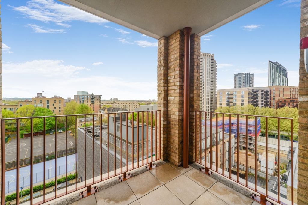 Property photo 2 of 13 Dsc_3038_High