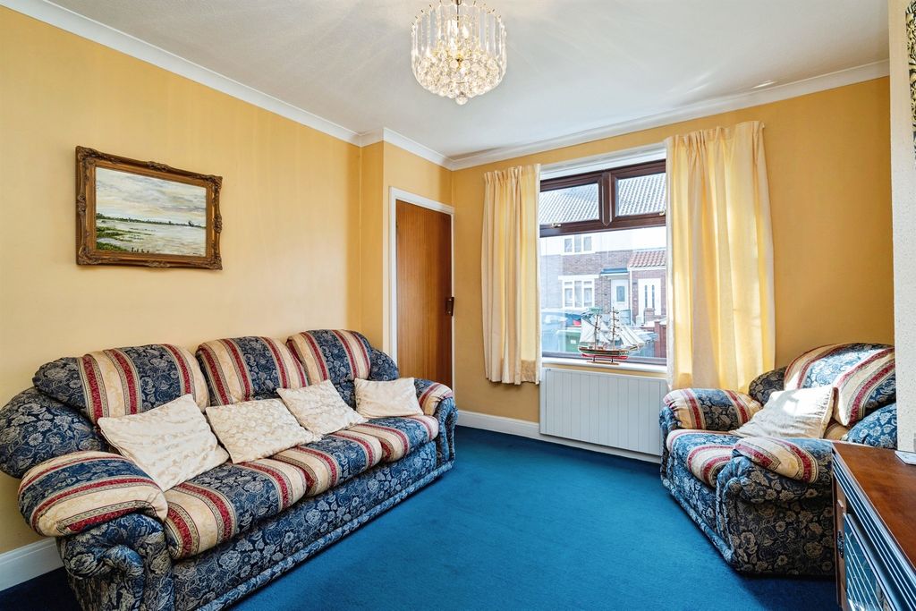 Property photo 3 of 16