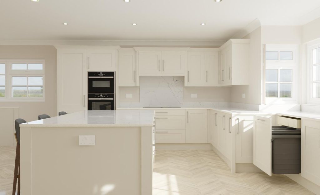 Property photo 2 of 11 Clover Kitchen 2.Jpg