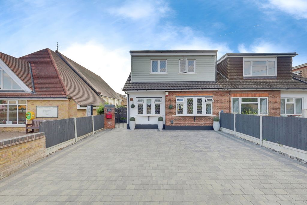 Property photo 1 of 39