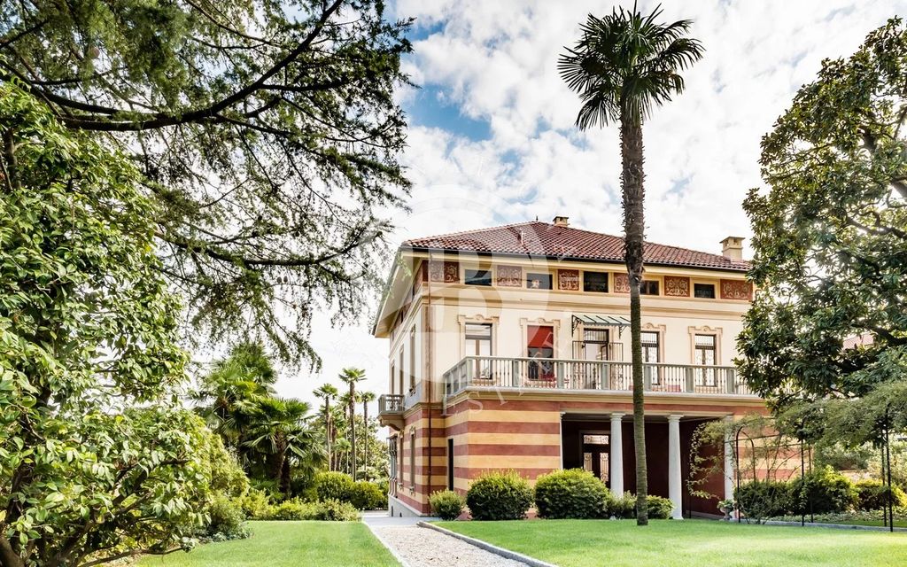 Property photo 3 of 35