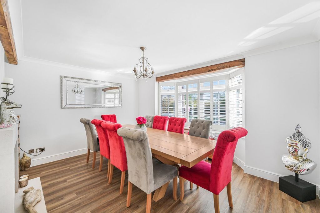 Property photo 3 of 25 Dining Room