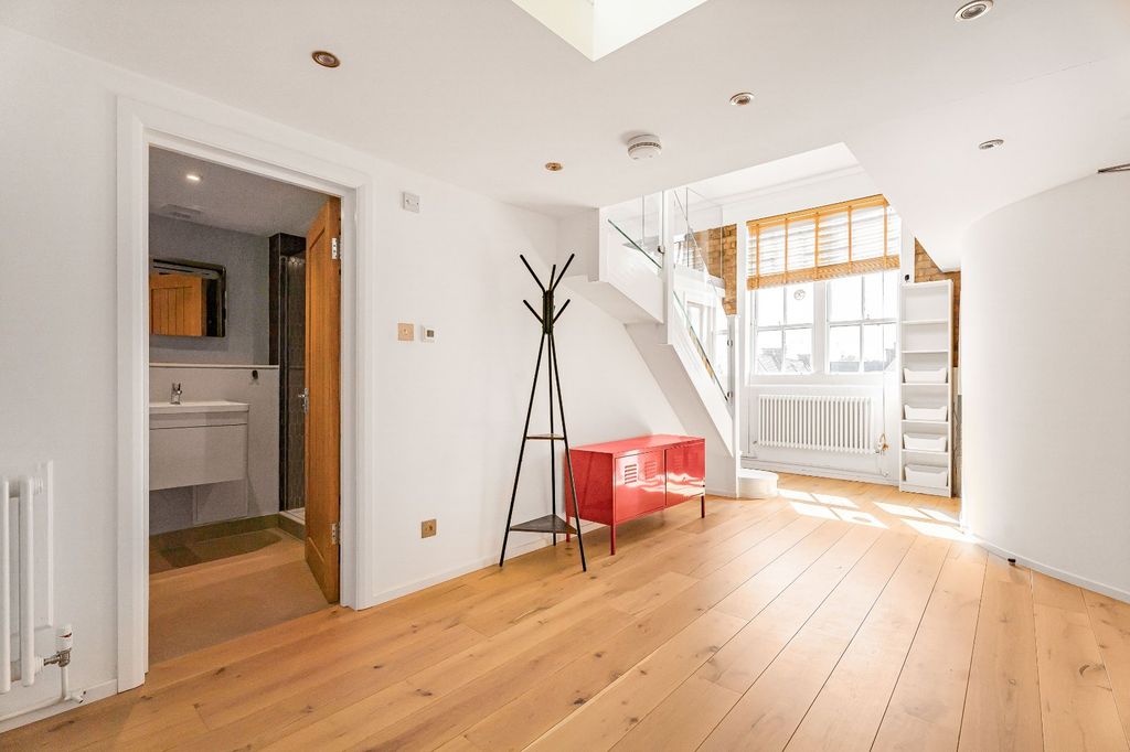 Property photo 3 of 22 Picture No. 81