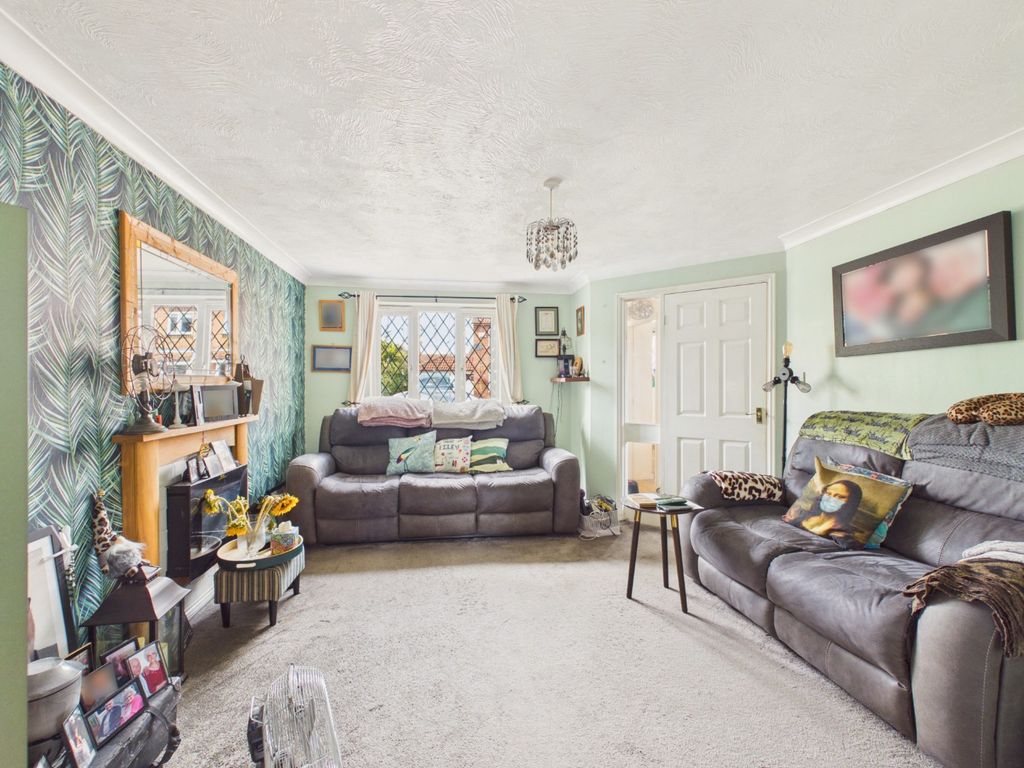 Property photo 3 of 15 5415396
