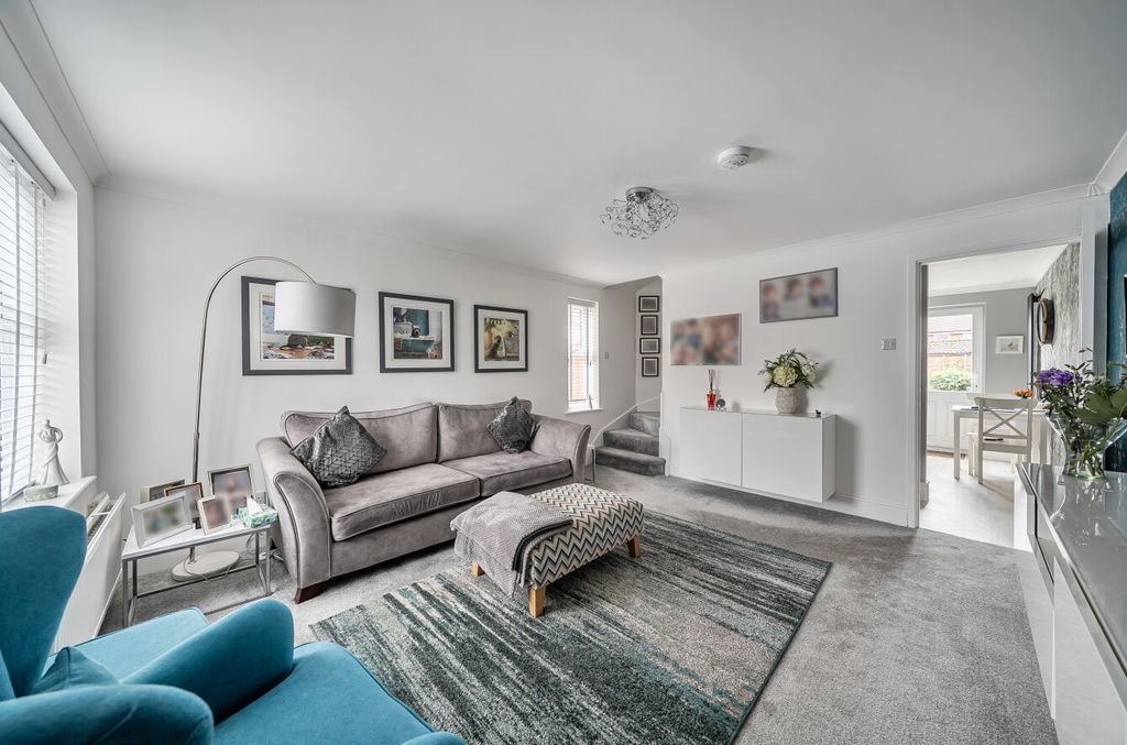 Property photo 3 of 21 1411183-16-698F4B...