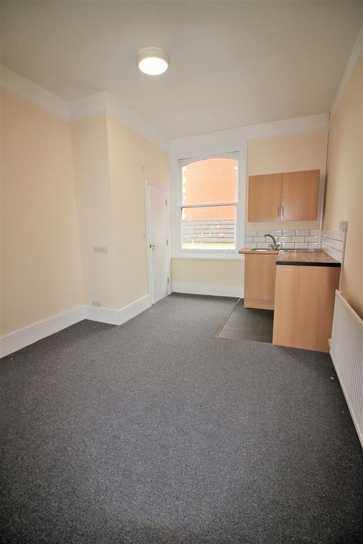 Property photo 3 of 4