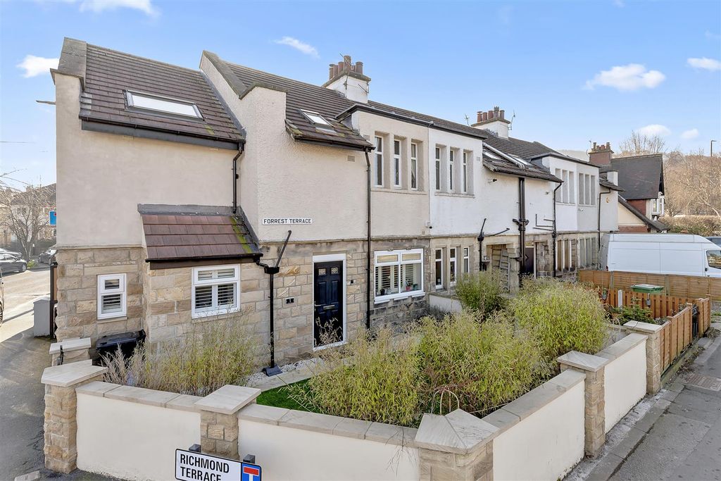 Property photo 1 of 25 Forrest Terrace
