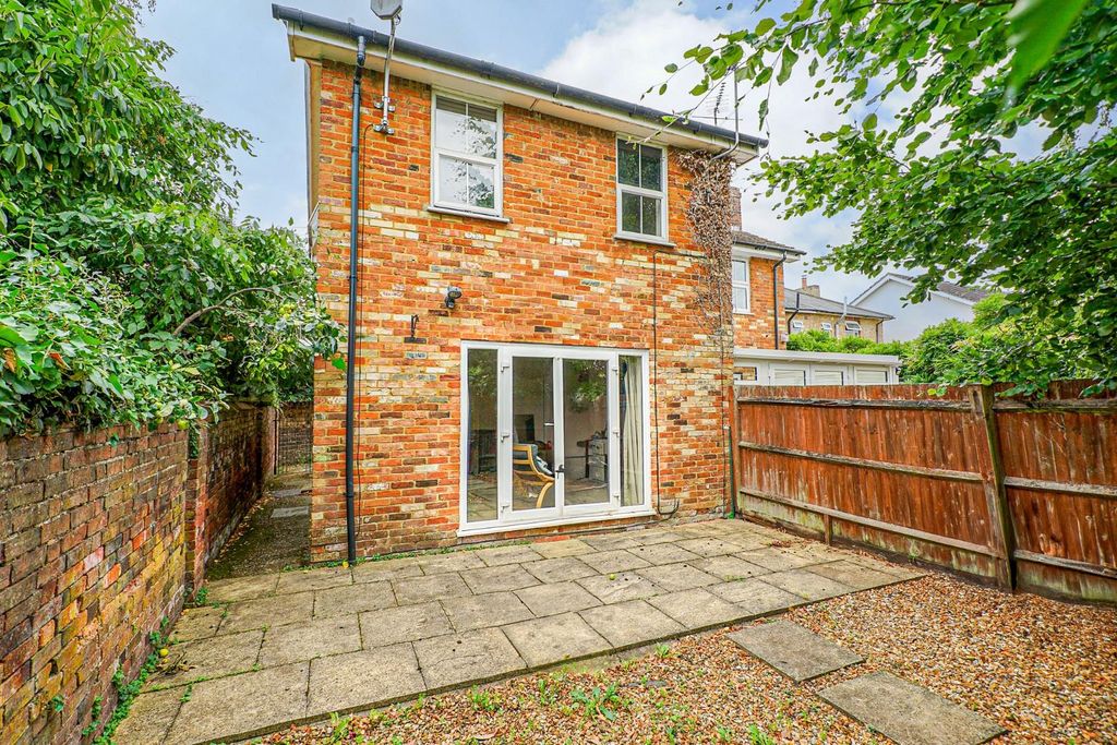 Property photo 1 of 21