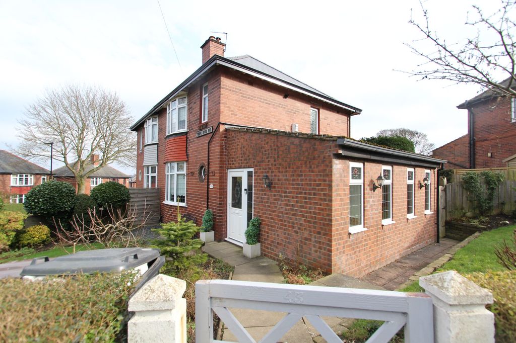 Property photo 1 of 23