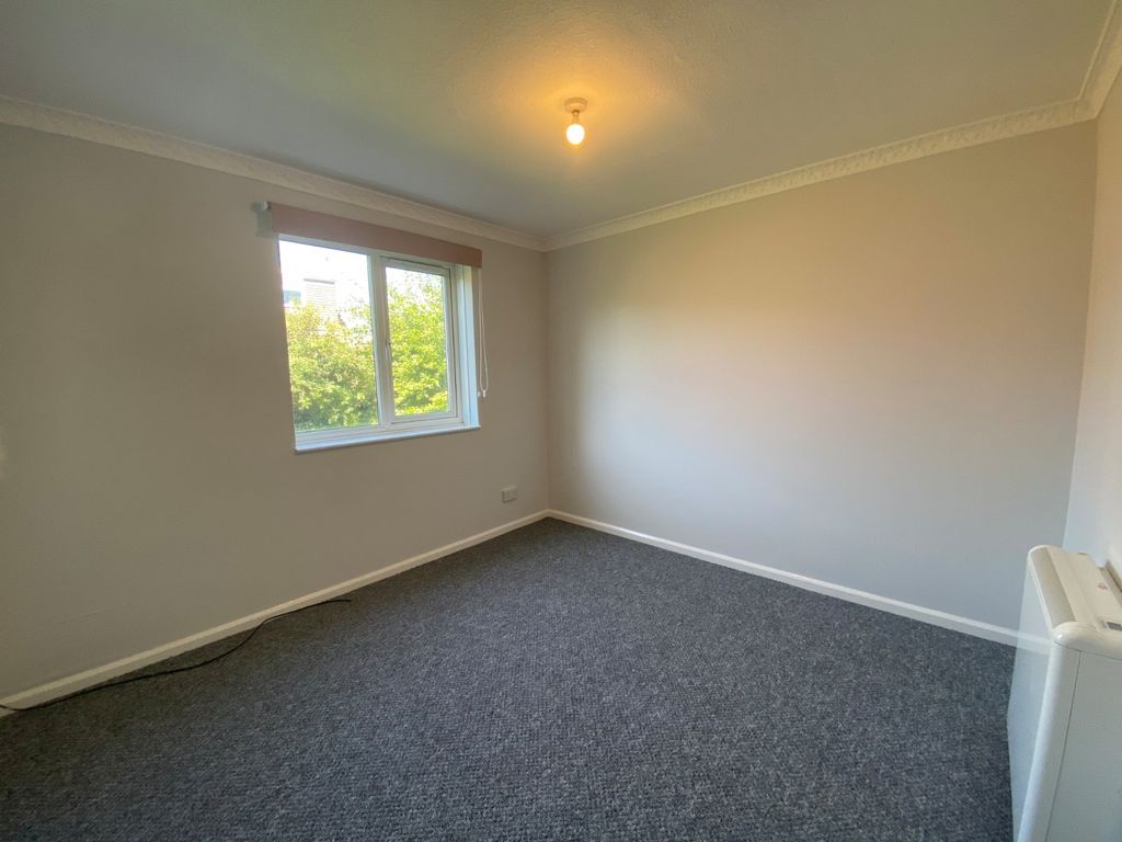 Property photo 3 of 5 Picture No. 04