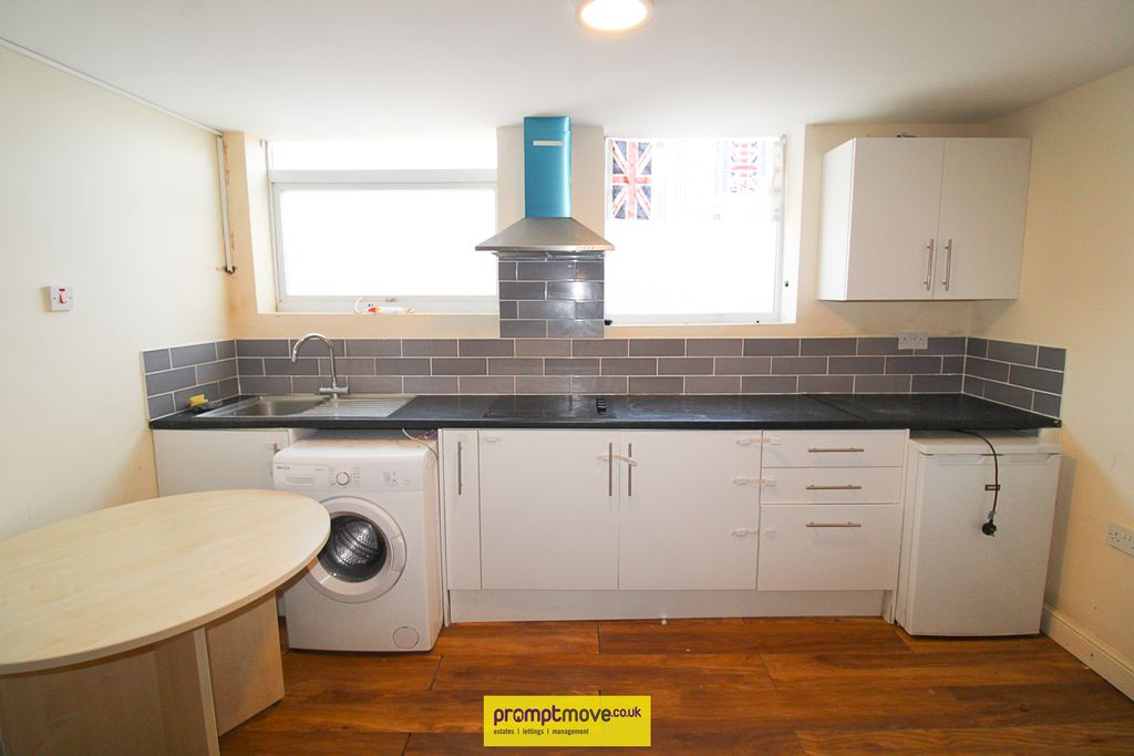 Property photo 3 of 4 Na