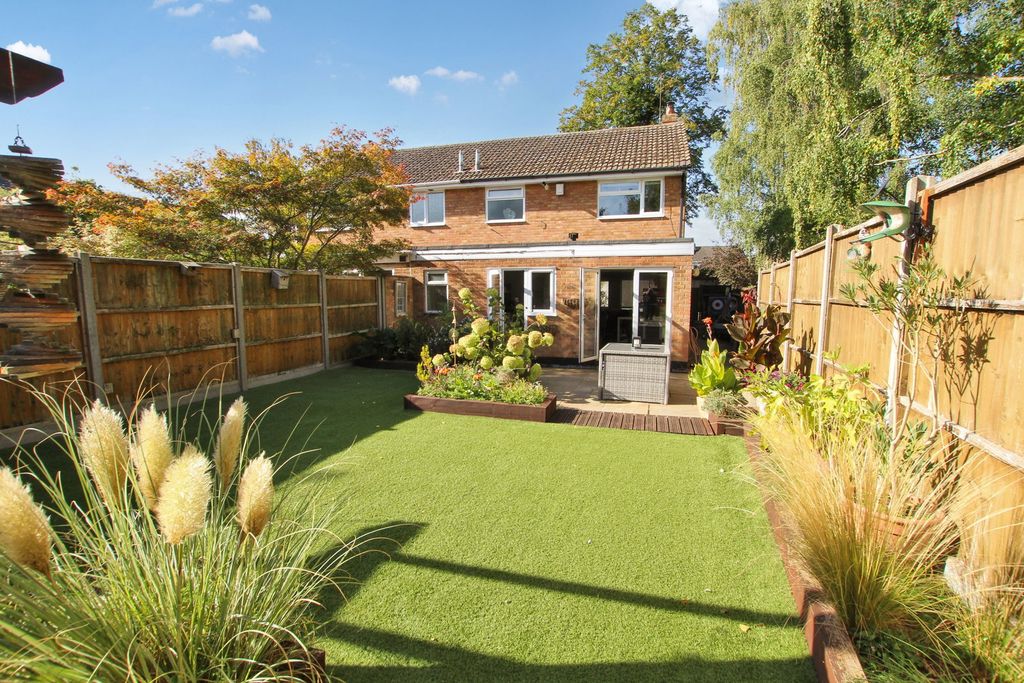 Property photo 3 of 17