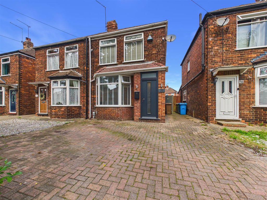 Property photo 1 of 18 Cam05193G0-Pr0167-Still002.Jpg