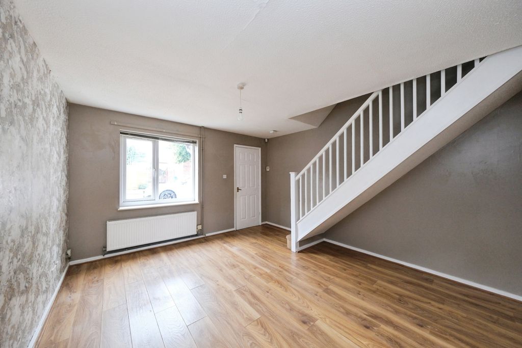 Property photo 2 of 14 Pbox-Img.Jpg