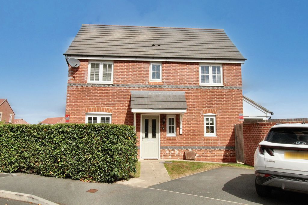 Property photo 1 of 37